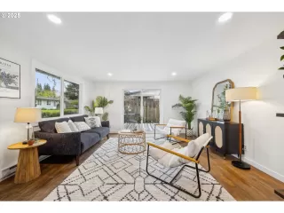 Photo #3: 629194321 Listing