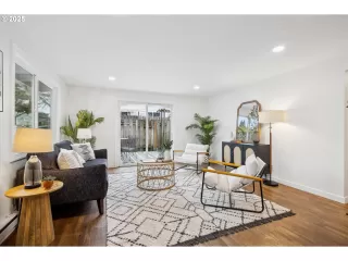 Photo #4: 629194321 Listing