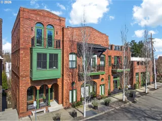 Photo #1: 629814552 Listing 