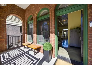 Photo #3: 629814552 Listing 