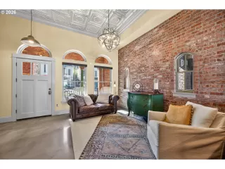 Photo #6: 629814552 Listing 