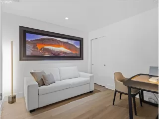 Photo #3: 630048023 Listing