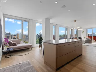 Photo #5: 630048023 Listing