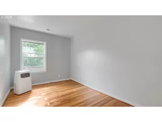 Photo #2: 630324963 Listing