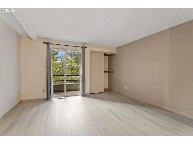 MLS: 630379060 Condo For Sale