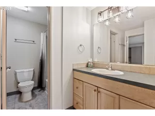 Photo #5: 630379060 Listing