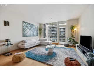 Photo #3: 630572789 Listing