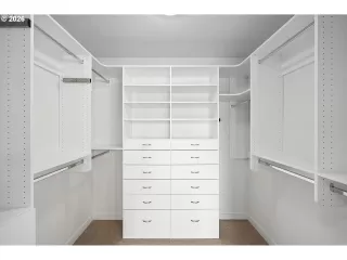 Photo #6: 630764931 Listing 