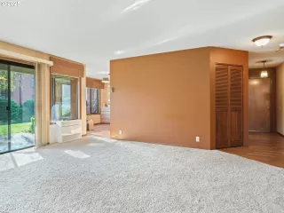 Photo #1: 631118393 Listing