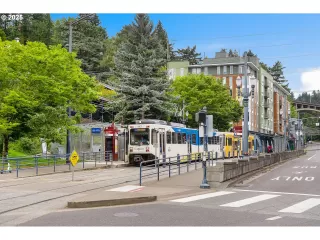 Photo #6: 631981835 Listing 