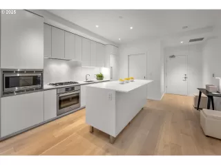 Photo #6: 632083271 Listing 