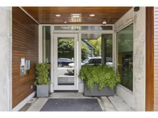 Photo #2: 632332759 Listing 