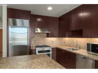 Photo #1: 632877472 Listing