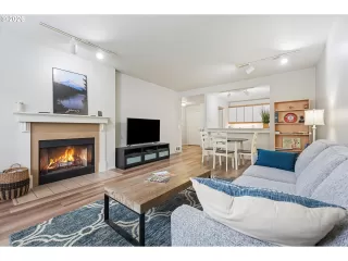 Photo #1: 633085002 Listing 