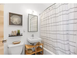 Photo #4: 633174001 Listing