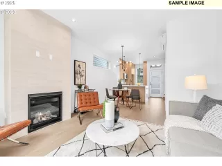 Photo #1: 633482740 Listing