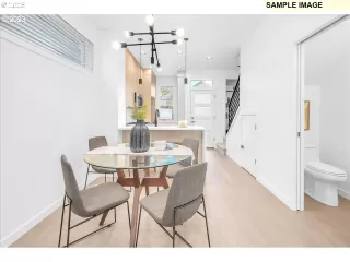 Photo #3: 633482740 Listing