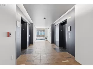 Photo #2: 633643647 Listing