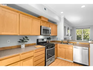 Photo #2: 634014846 Listing 