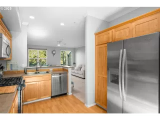 Photo #3: 634014846 Listing 