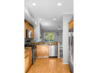 Photo #4: 634014846 Listing 