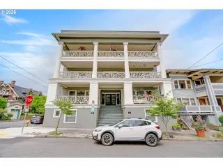 Photo #5: 634140568 Listing 