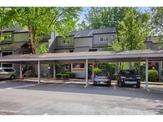 Photo #2: 634472435 Listing