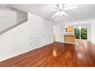 Photo #5: 634721732 Listing 