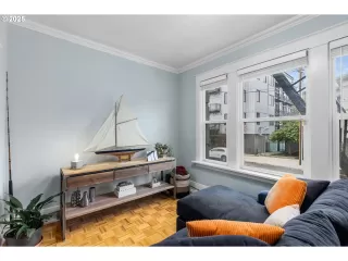 Photo #2: 634848408 Listing 