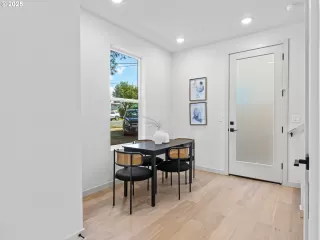 Photo #2: 634906525 Listing