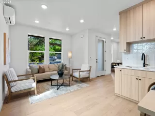 Photo #5: 634906525 Listing