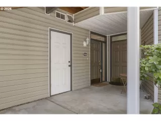 Photo #3: 635327769 Listing 