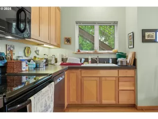 Photo #6: 635472465 Listing