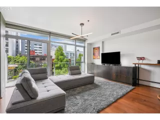 Photo #5: 635688979 Listing 