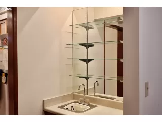 Photo #2: 635799170 Listing 