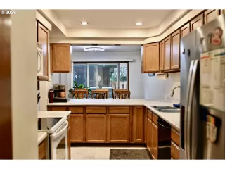 Photo #3: 635799170 Listing 