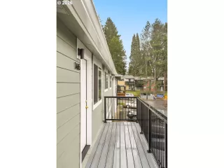 Photo #3: 635964316 Listing 