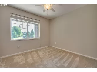 Photo #2: 636300892 Listing