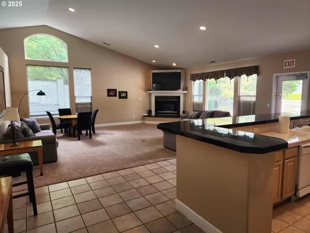 MLS: 638085938 Condo For Sale