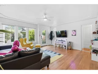 Photo #3: 638211273 Listing