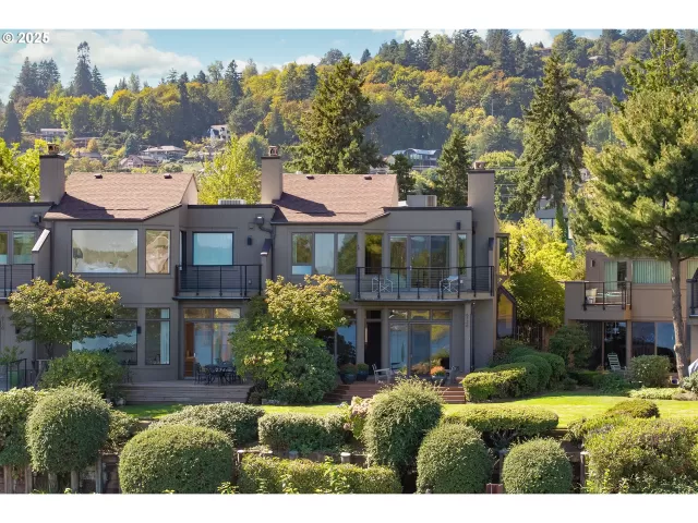 MLS: 638331958 Condo For Sale