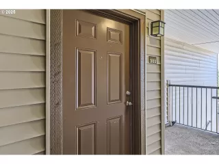 Photo #5: 639328208 Listing 