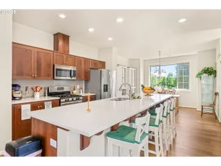 Photo #4: 639861555 Listing 