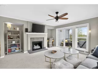 Photo #2: 640017477 Listing 