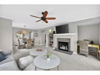 Photo #3: 640017477 Listing 