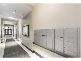 Photo #4: 640031915 Listing