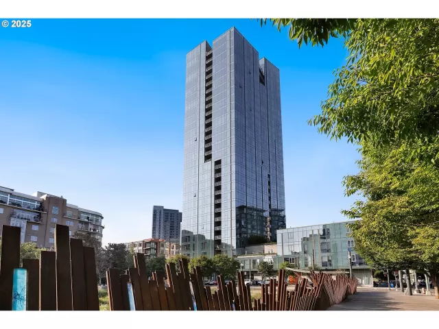 MLS: 640044130 Condo For Sale