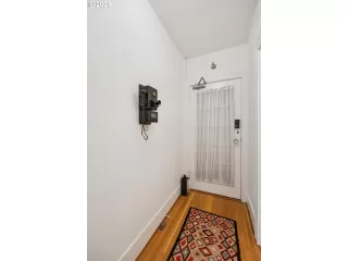 Photo #6: 640583324 Listing 