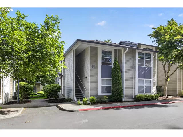 MLS: 640787945 Condo For Sale
