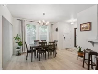 Photo #3: 641045064 Listing